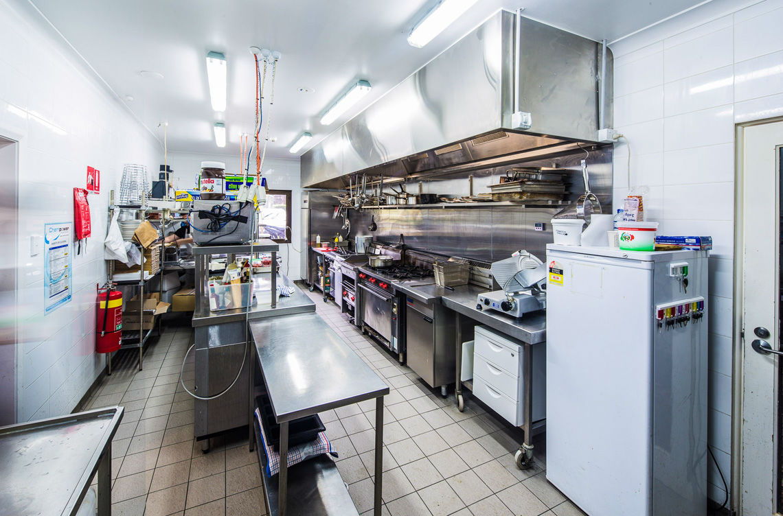 Hospitality Fitout Specialists Bella Vista Cafe Manly Project Slide 3